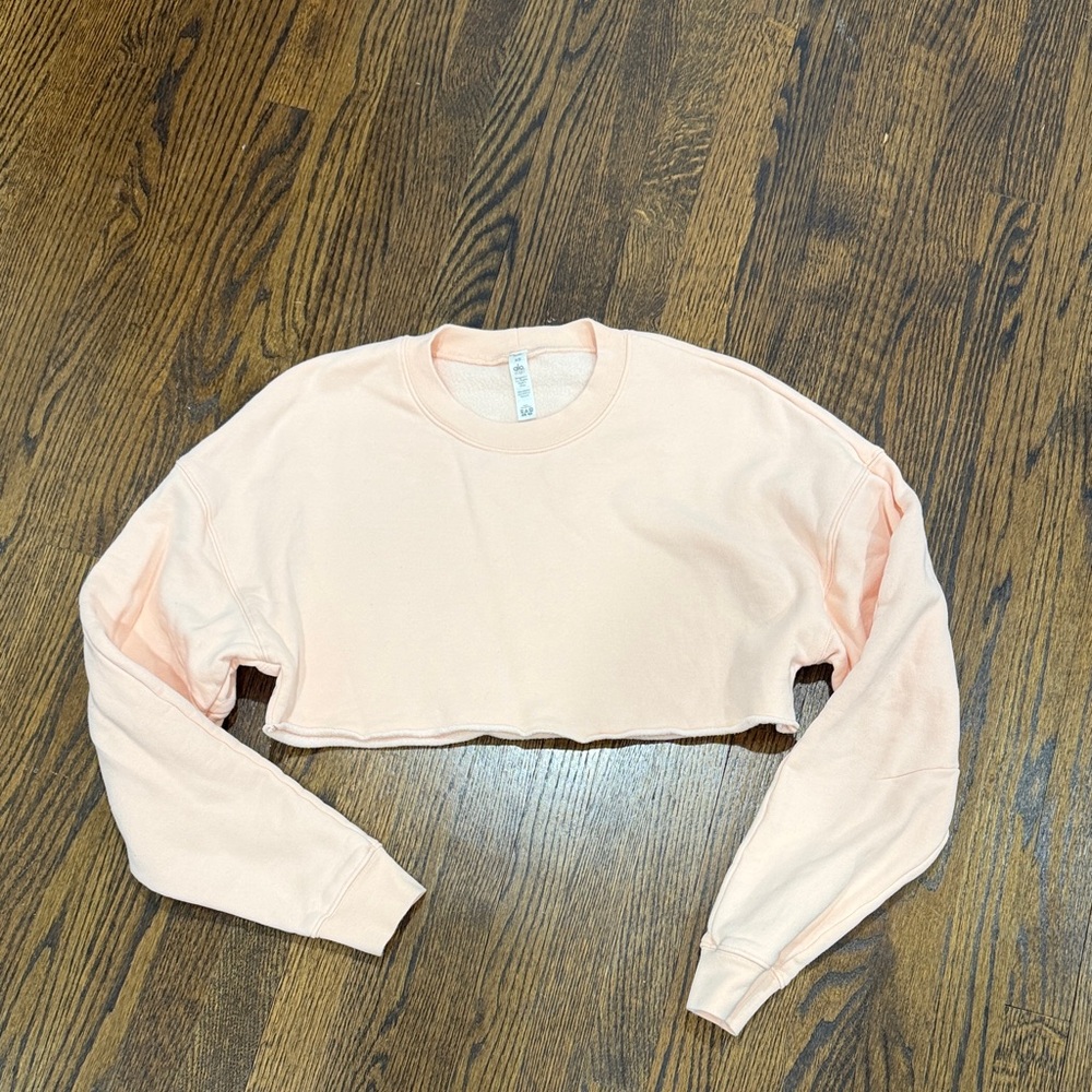 ALO Yoga Peach Crop Top